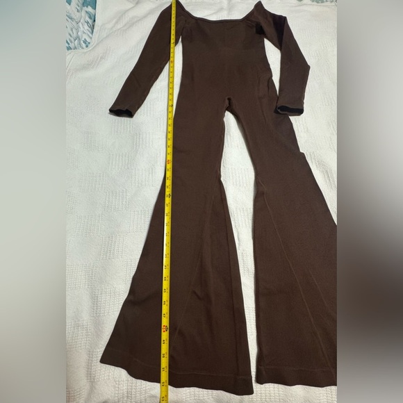 Women’s solid ribbon long sleeve jumpsuit - Picture 2 of 6